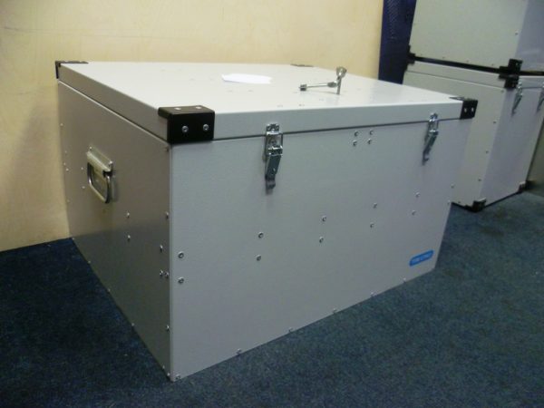 Ящик алюминиевый для хранения вещей 680х540х370