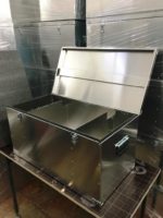 ЯЩИК АЛЮМИНИЕВЫЙ 900х470х450 с перегородками