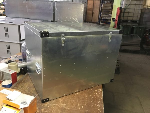 ЯЩИК АЛЮМИНИЕВЫЙ 850х600х600
