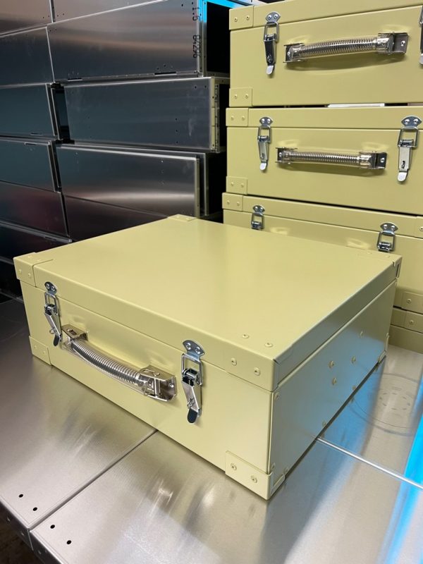 ЯЩИК АЛЮМИНИЕВЫЙ 480х380х175